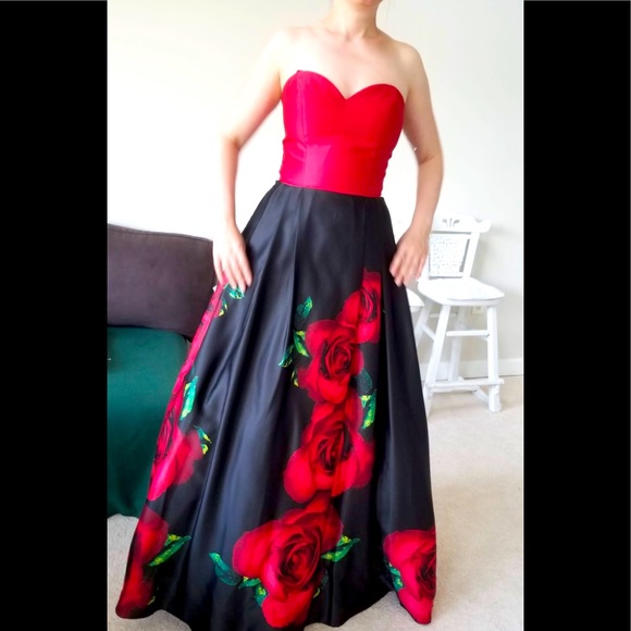 Elegant dress for a wedding or special occasions, size 3 - Picture 8 of 12